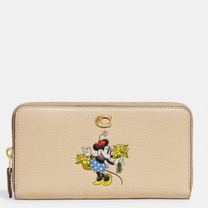Disney X Coach Accordion Zip Wallet With Minnie Mouse